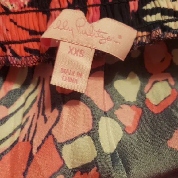 Lilly Pulitzer Women's Off-Shoulder Pink and Black Top - Picture 2 of 4